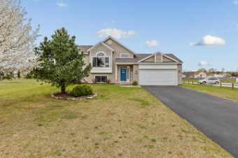 6188 Autumn Ridge Drive Greenville, MI 48838