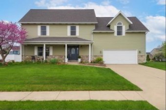 2039 Joni Lane Stevensville, MI 49127