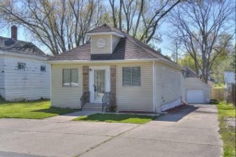 230 Amos Avenue Jackson, MI 49203