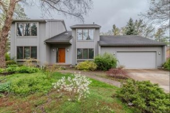 3720 Dines Court Ann Arbor, MI 48105