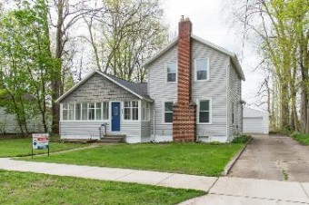 316 E Prairie Street Vicksburg, MI 49097