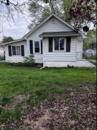 896 Hawthorne Avenue Ypsilanti, MI 48198