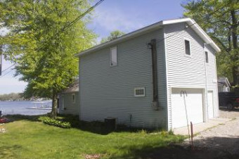 31960 Huckleberry Lane Dowagiac, MI 49047