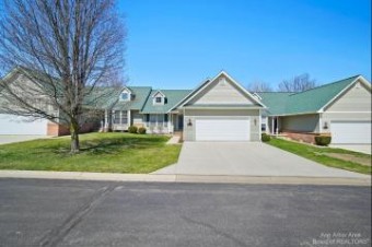 320 Wildwood Dr. Drive Manchester, MI 48158