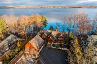 2015 Nw Torch Lake Drive Kewadin, MI 49648