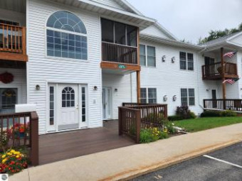 1025 E Lincoln Street 10 UNIT 10 East Tawas, MI 48730