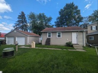 5541 Circle Drive Standish, MI 48658