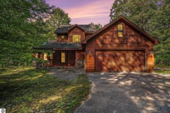 322 Dubonnet Trail Interlochen, MI 49643