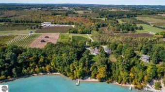 2795 S Lee Point Road Suttons Bay, MI 49682