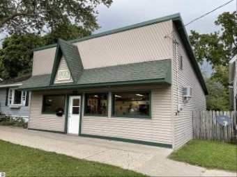 214 Granite Street Cadillac, MI 49601