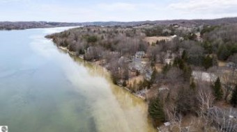 2620 S Sandy Ridge Road Lake Leelanau, MI 49653