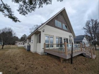 4892 E Center Au Gres, MI 48703