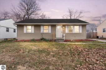 3213 Shetland Road Lansing, MI 48911