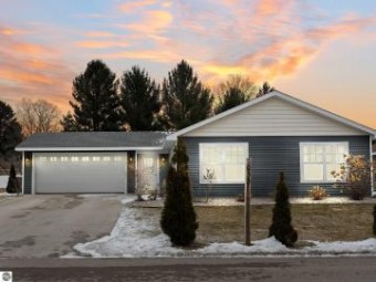 2033 Woodside Trail Court Traverse City, MI 49685