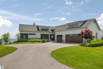 15931 Waters Edge Drive Traverse City, MI 49686