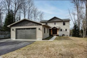 10306 Harmony Drive Interlochen, MI 49643