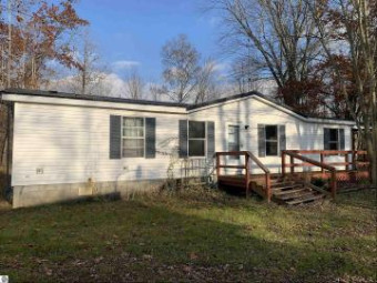 5591 Jeffs Road Falmouth, MI 49632