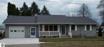 625 Bermuda Street Pinconning, MI 48650