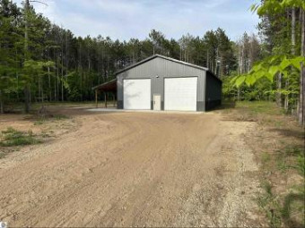 3142 Ne Golf Haven Drive Kalkaska, MI 49646