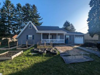 218 W Saginaw Street Au Gres, MI 48703