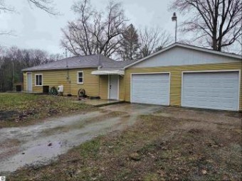 5155 W M-55 Tawas City, MI 48763