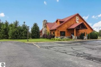 9009 M-72 E Williamsburg, MI 49690