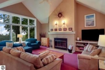 10C Brook Hill Condo THE HOMESTEAD Glen Arbor, MI 49636