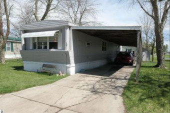 50 Meadow Lane Ithaca, MI 48847