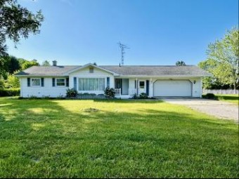 3713 Riggsville Road Cheboygan, MI 49721