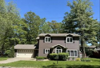 10444 W Higgins Lake Drive Roscommon, MI 48653