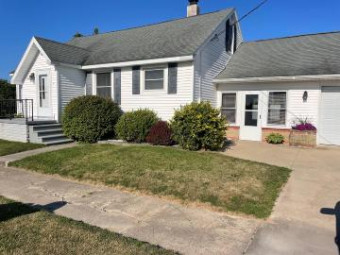 431 Cleveland Avenue Cheboygan, MI 49721