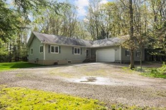 2099 Deepwoods Drive Gaylord, MI 49735