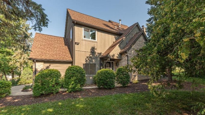 450 Village Oaks Ann Arbor, MI 48103