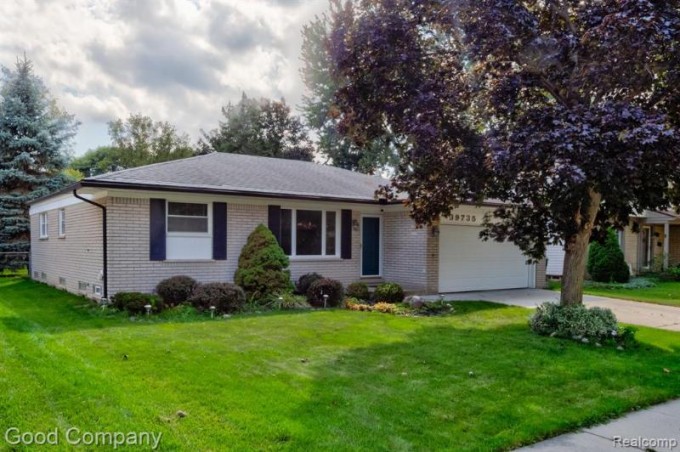 39735 Wales Street Canton, MI 48188