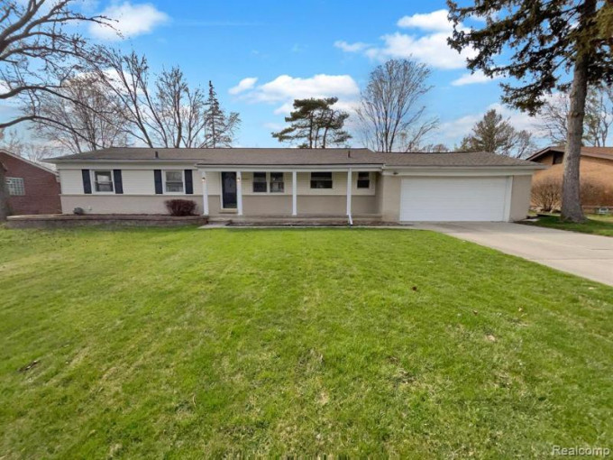 32054 Red Clover Road Farmington Hills, MI 48334