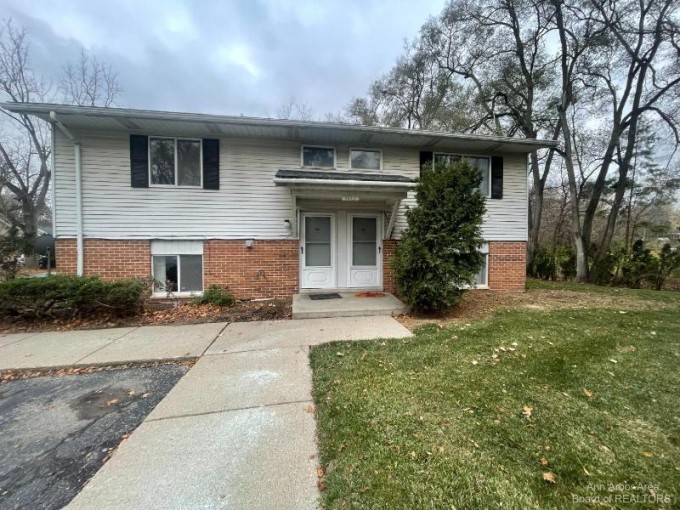 1540 Siller Terrace Ann Arbor, MI 48103