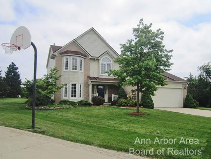 2340 Alder Court Ann Arbor, MI 48103