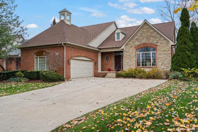 2470 Winged Foot Court Ann Arbor, MI 48108