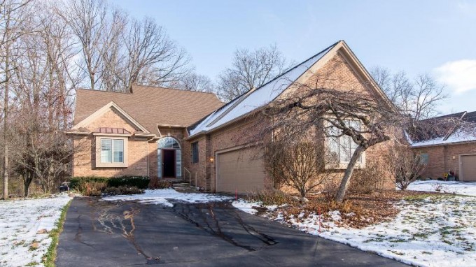 4653 Sawgrass E Drive E Ann Arbor, MI 48108