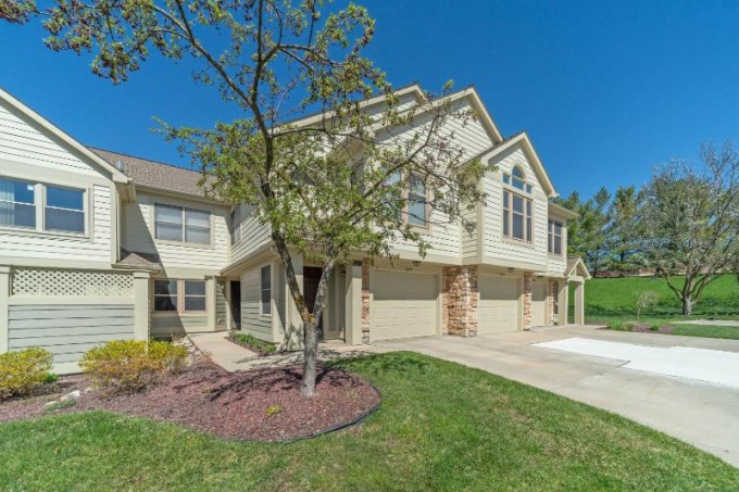 1622 Long Meadow Trail Ann Arbor, MI 48108