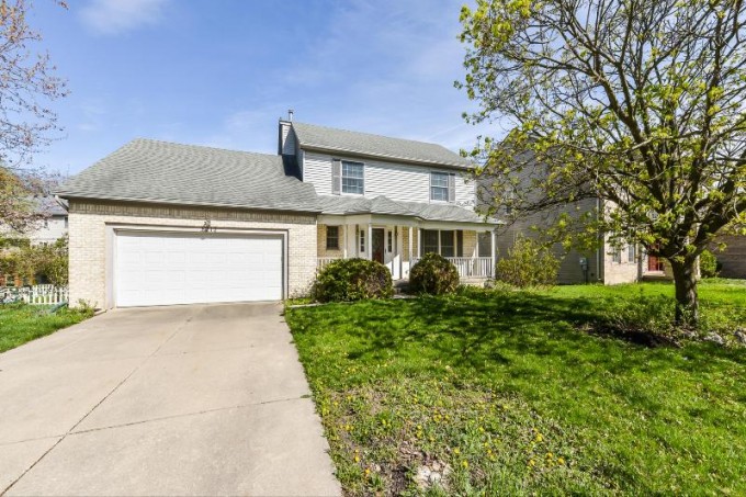 3212 Foxway Court Ann Arbor, MI 48105