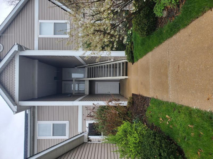 1466 Fox Pointe Circle Circle Ann Arbor, MI 48108