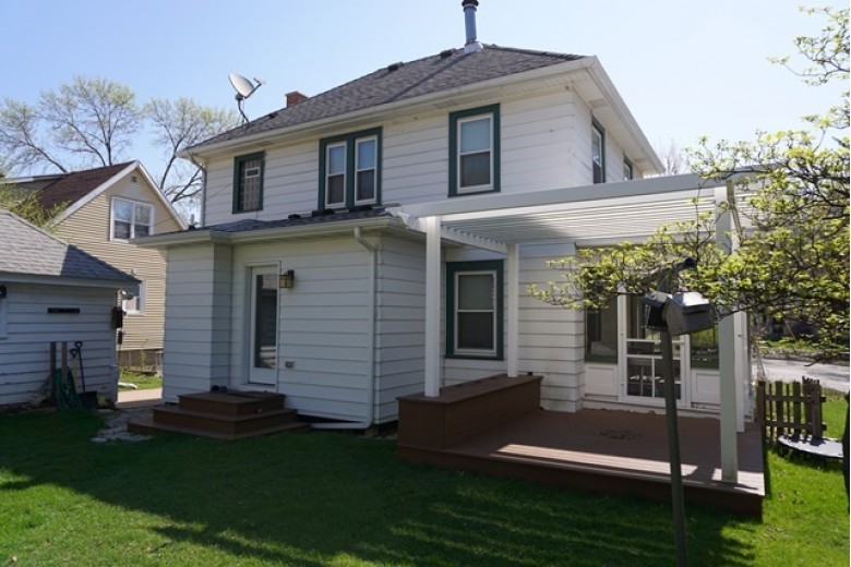2422 Commonwealth Ave Madison, WI 53711 by First Weber Real Estate $425,000