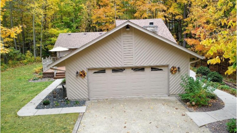 4457 Trillium Ln, Slinger, WI by Bluebell Realty $400,000