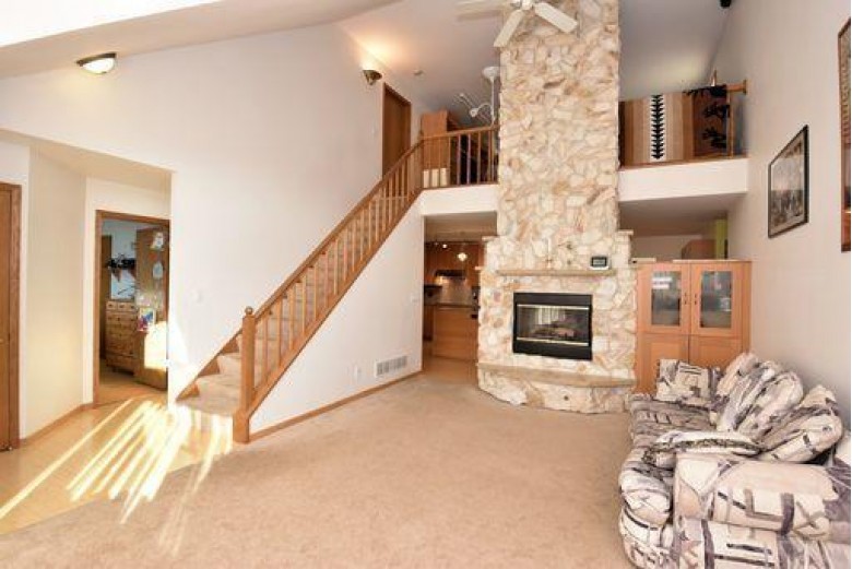 W361S2374 Scuppernong Dr Dousman, WI 53118-9681 by Coldwell Banker Homesale Realty - Wauwatosa $429,000