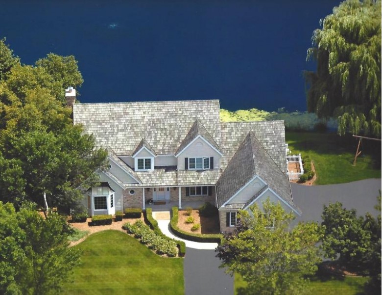 10616 N Beechwood Dr, Mequon, WI by Shorewest Realtors, Inc. $894,900