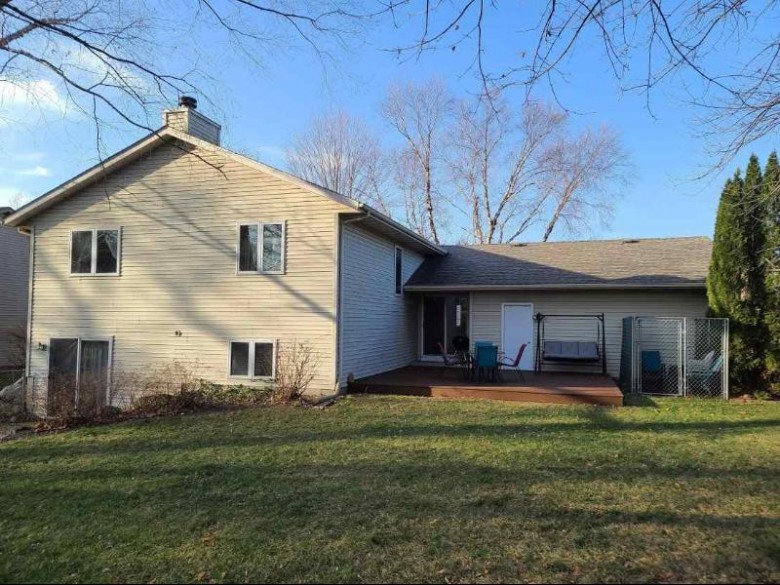 109 Knutson Dr, Madison, WI by First Weber Real Estate $325,000