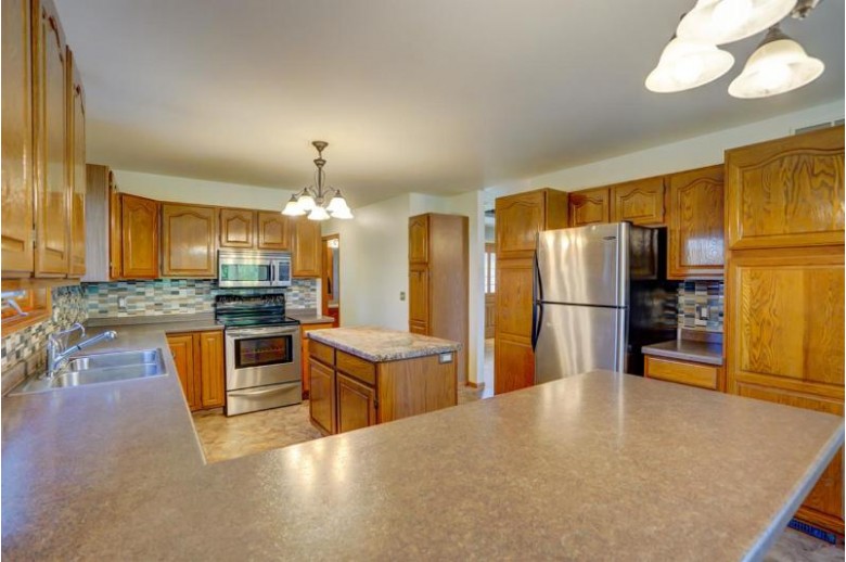 6529 Bettys Ln Madison, WI 53711 by Keller Williams Realty $340,000