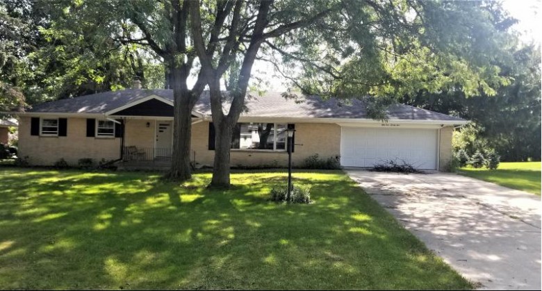 5125 Cortland Ave Mount Pleasant, WI 53406 by Coldwell Banker Homesale Realty - Franklin $280,000