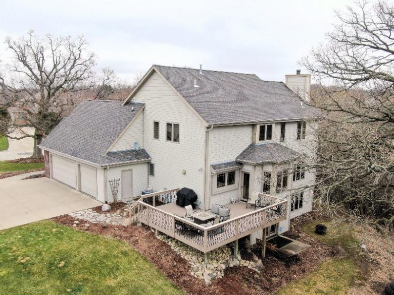 737 River Reserve Dr Hartland, WI 53029-2912 by Realty Executives Integrity~brookfield $615,000